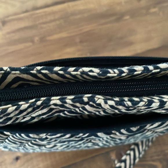 Vera Bradley Crossbody Bag - Picture 5 of 5